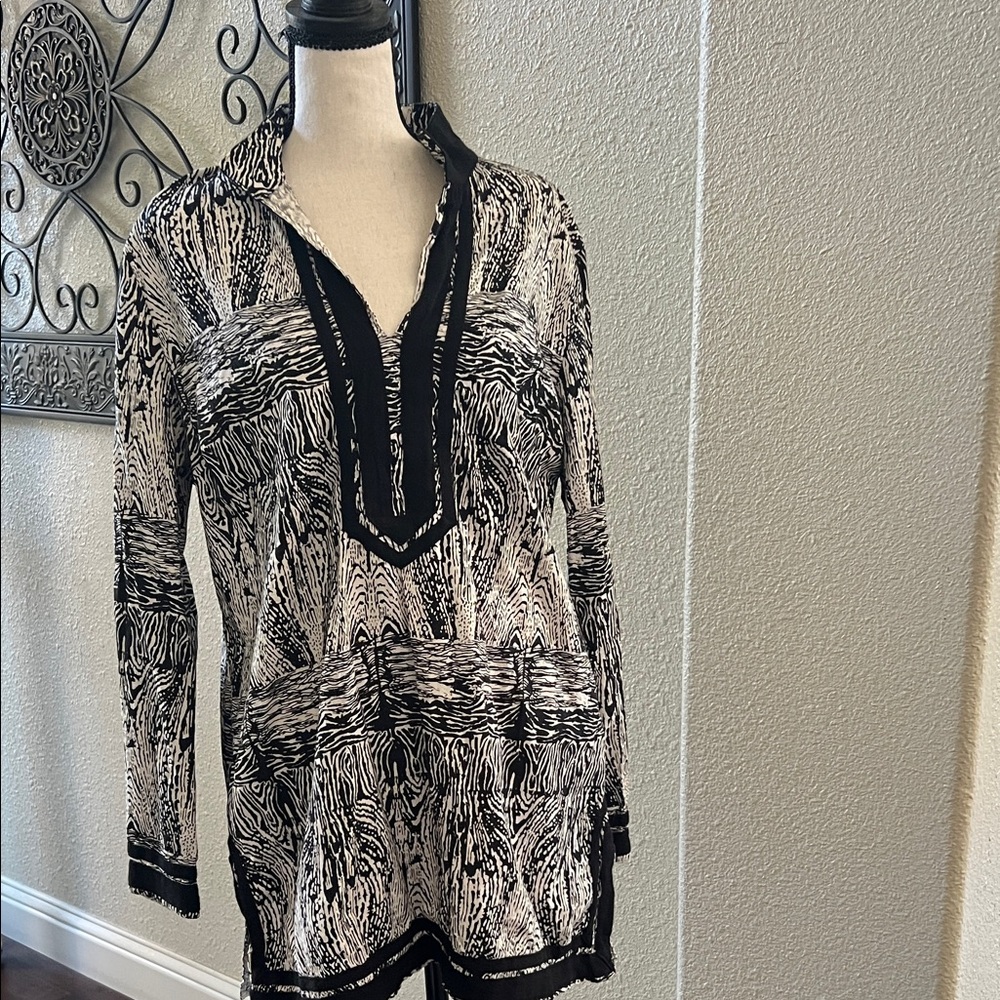 Dana Buchman Zebra Print Tunic in Black and White